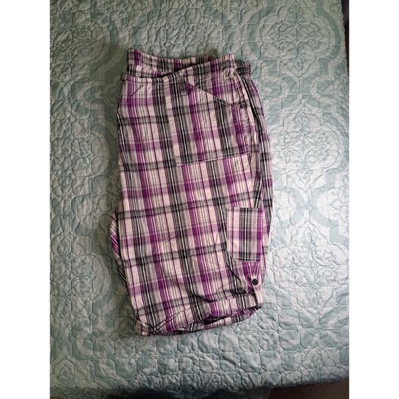 Women's Plus Essentials Purple Checkered Capri's Size 30/32 - Picture 7 of 10